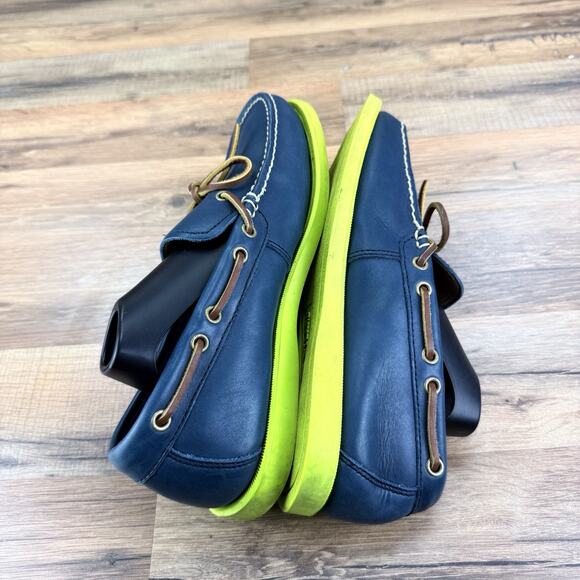 Eastland Blue size 8.5D Men Eastland Blue size 8.5D Men\'s Yarmouth Camp Moc Slip On Bomber